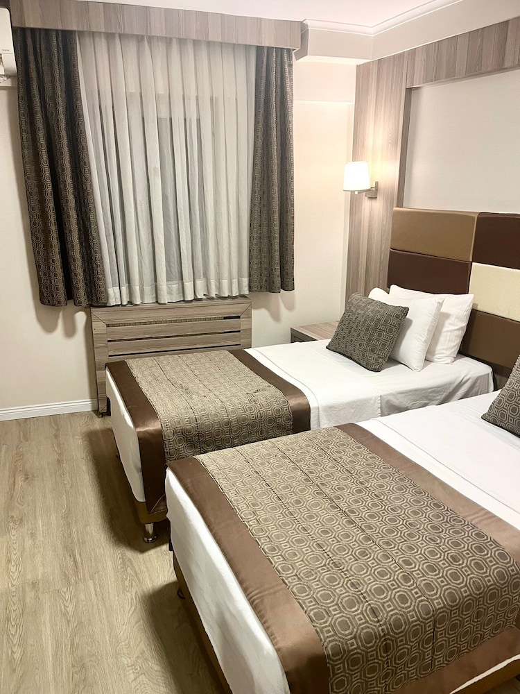 Comfort Twin Room photo 2