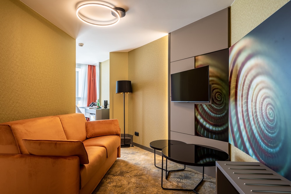 Deluxe Room - Photo 2