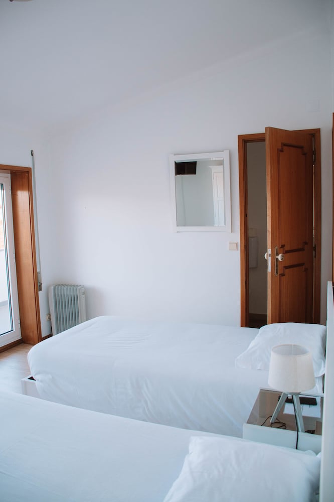 Basic Twin Room photo 1