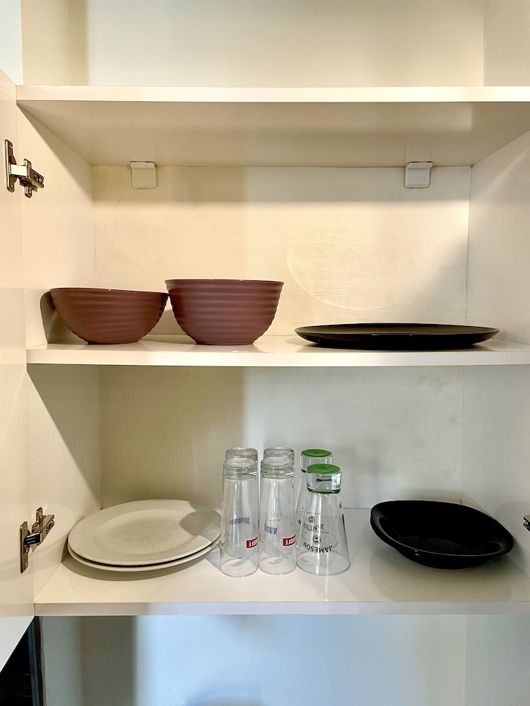 Deluxe Studio Suite photo 2
