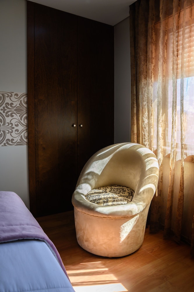 Classic Single Room photo 2