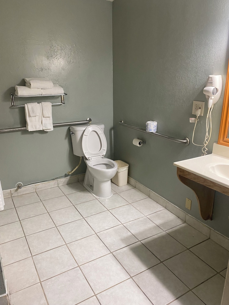 Hiltop Hotel, Photo 5