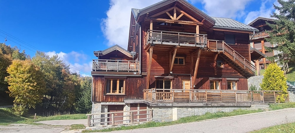 Chalet photo 1
