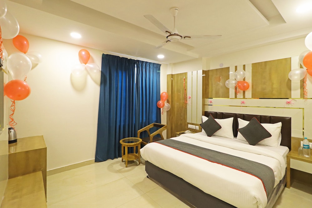 Residency Suite _ With City View photo 3