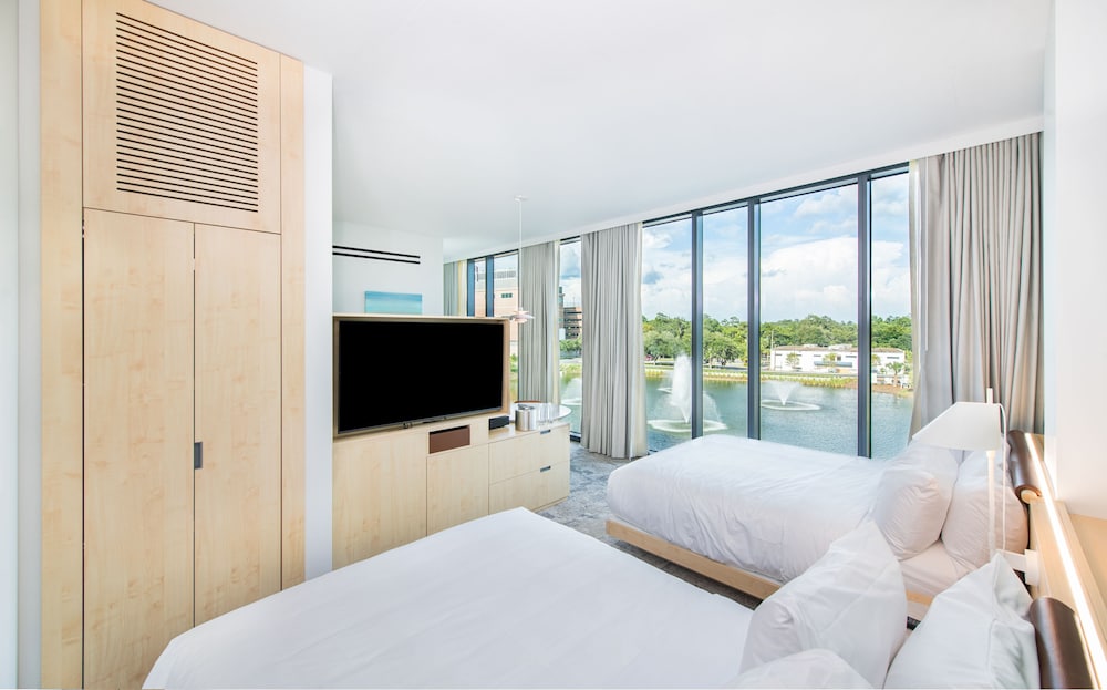 Room, 2 Queen Beds, City View - Photo 1