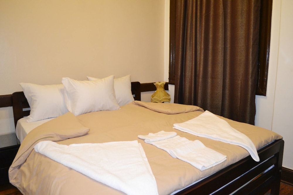 Standard Room, 1 Twin Bed, Ensuite photo 2