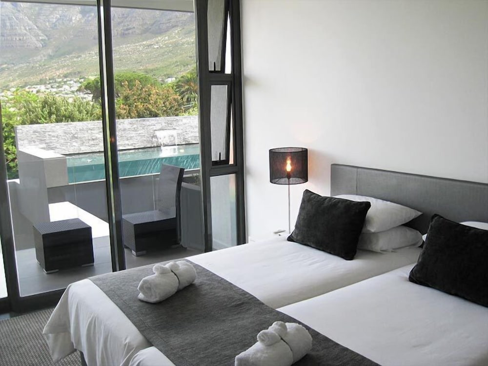Deluxe Room 003