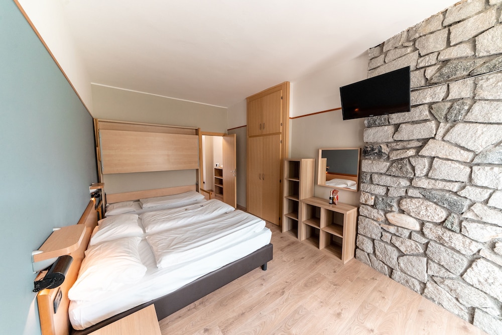 Bungalow, 1 Bedroom, Patio, Ground Floor