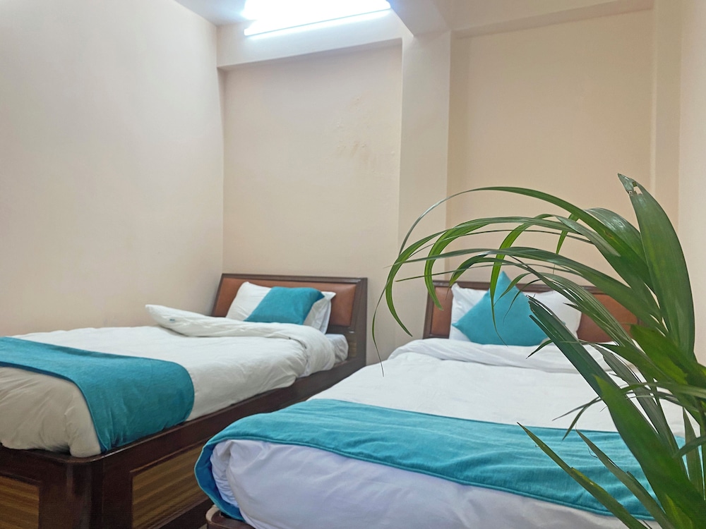 Standard Double Room - Photo 3