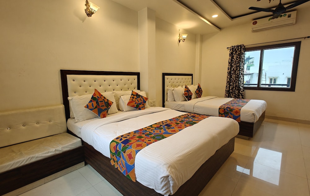 Executive Room - Photo 3