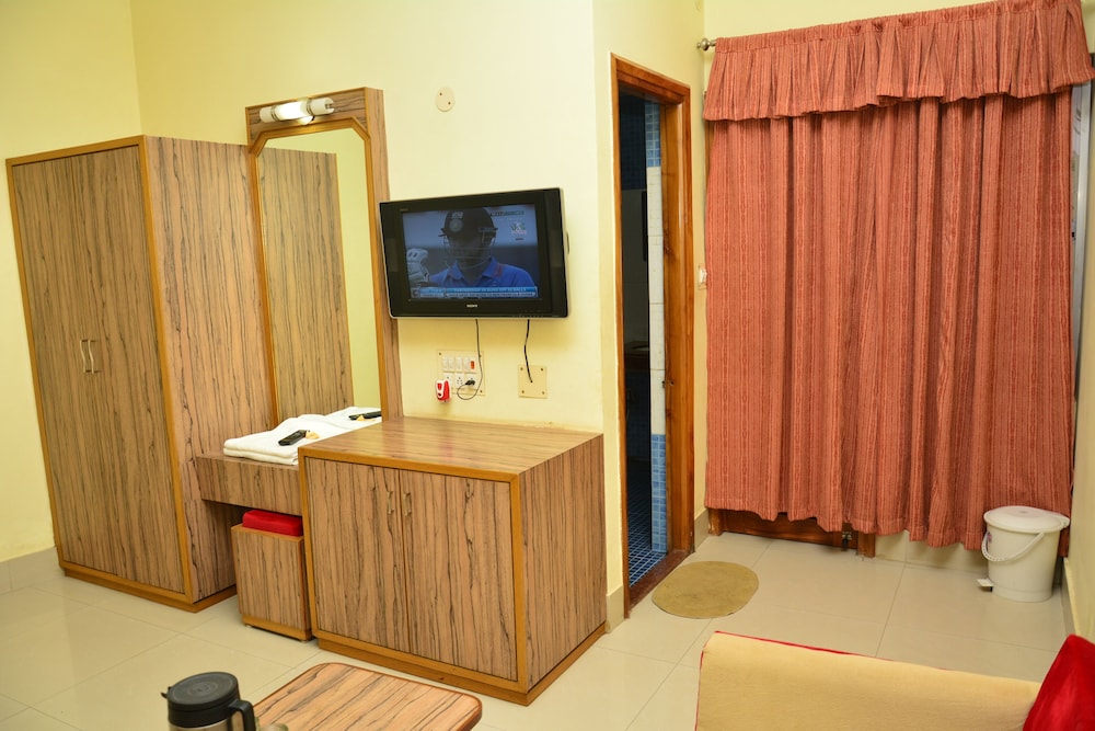 Deluxe Room, City View photo 3