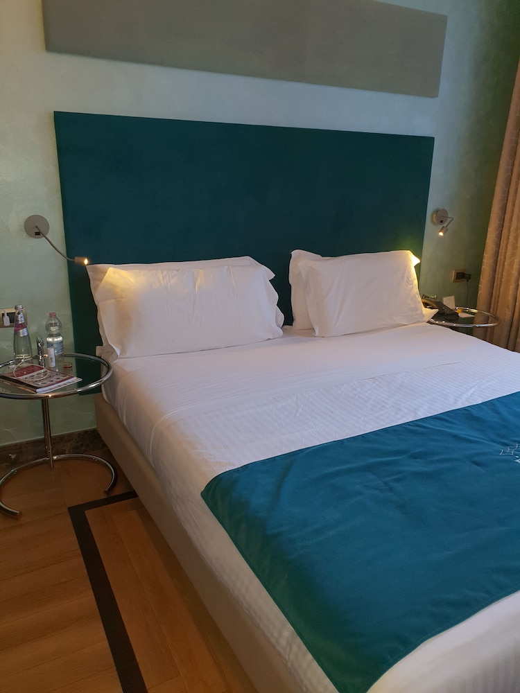 Room, 1 Bedroom, Balcony, Garden View