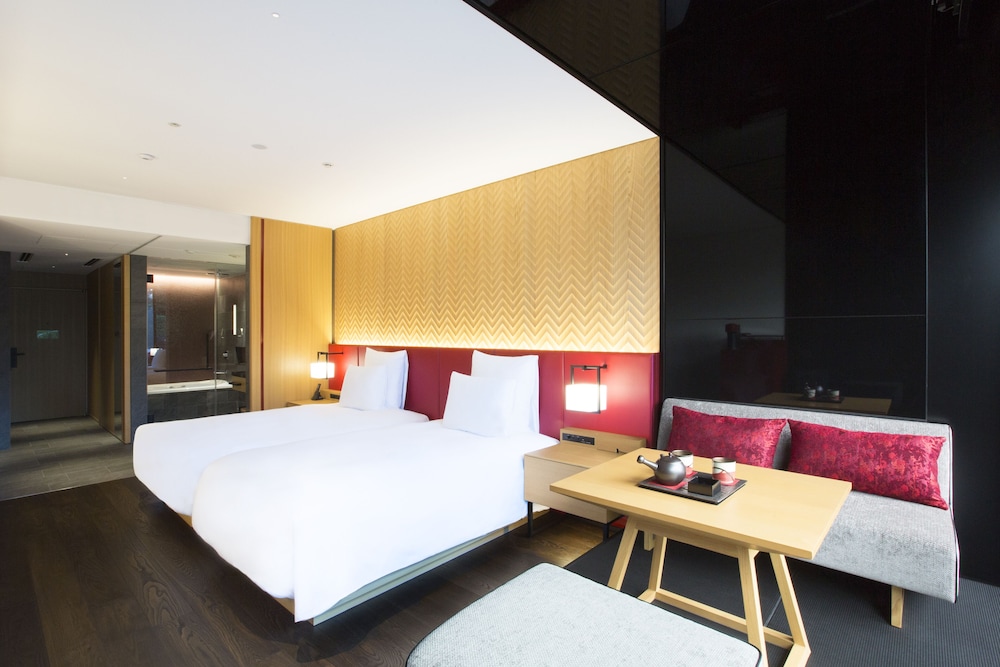Deluxe Room, 2 Twin Beds, Non Smoking - Photo 4