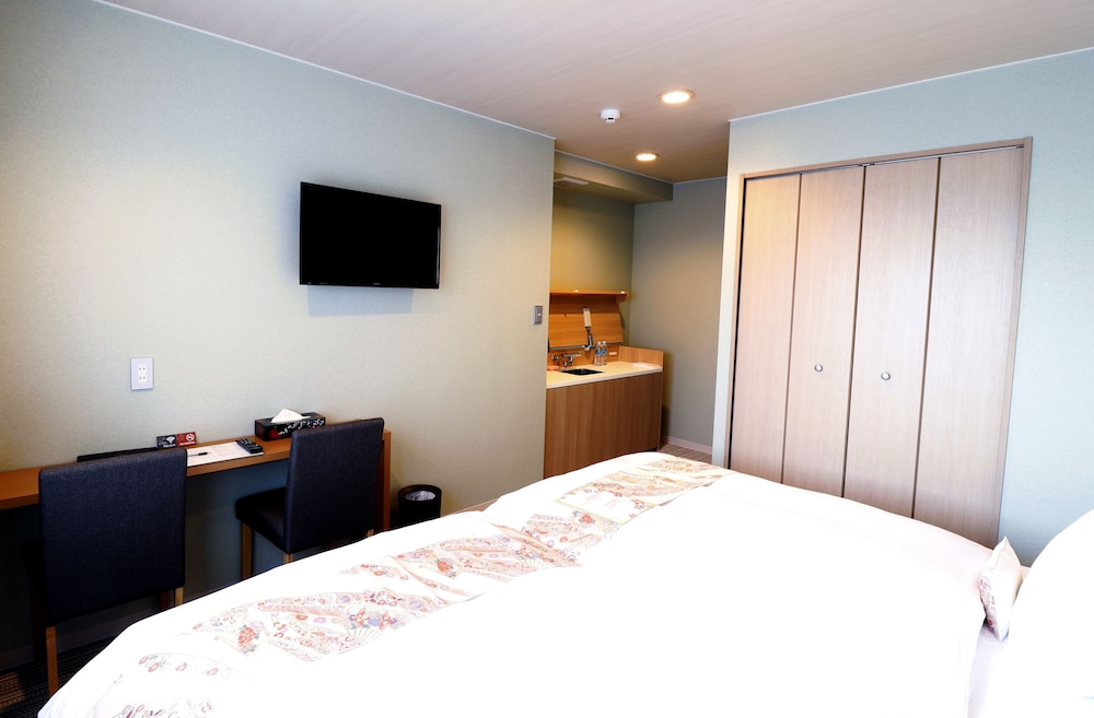 Standard Twin Room - Photo 15