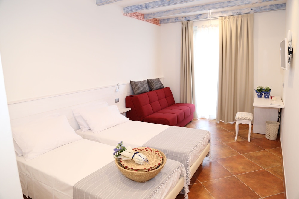 Comfort Quadruple Room