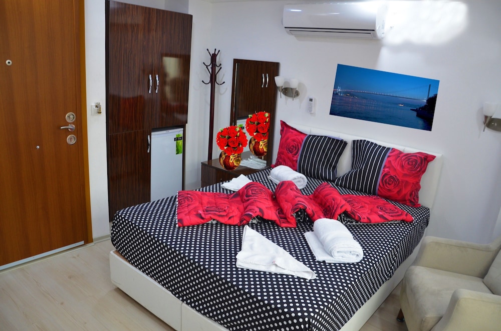 Deluxe Double or Twin Room, City View photo 3