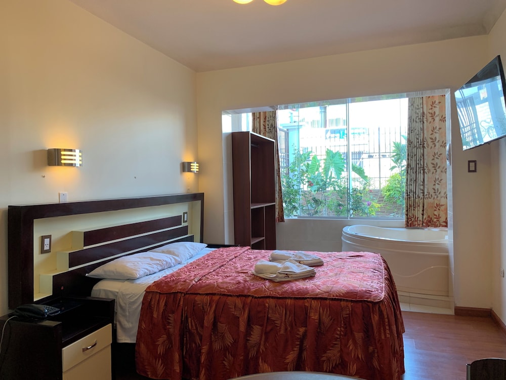 Suite con Jacuzzi photo 1