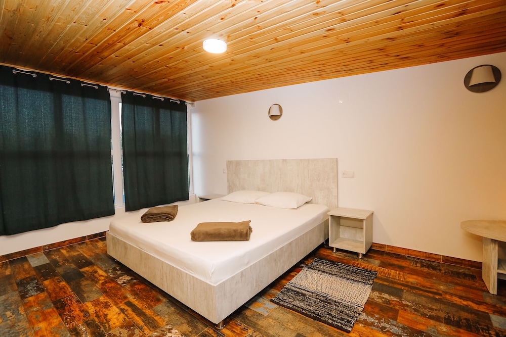 Villa photo 3