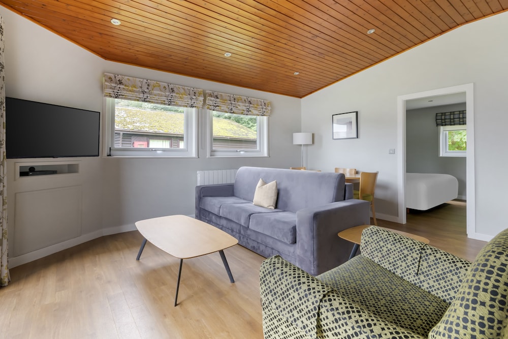 Lodge, 2 Bedrooms - Photo 12