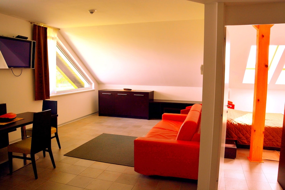 Deluxe Apartment, 1 Bedroom, Balcony photo 1