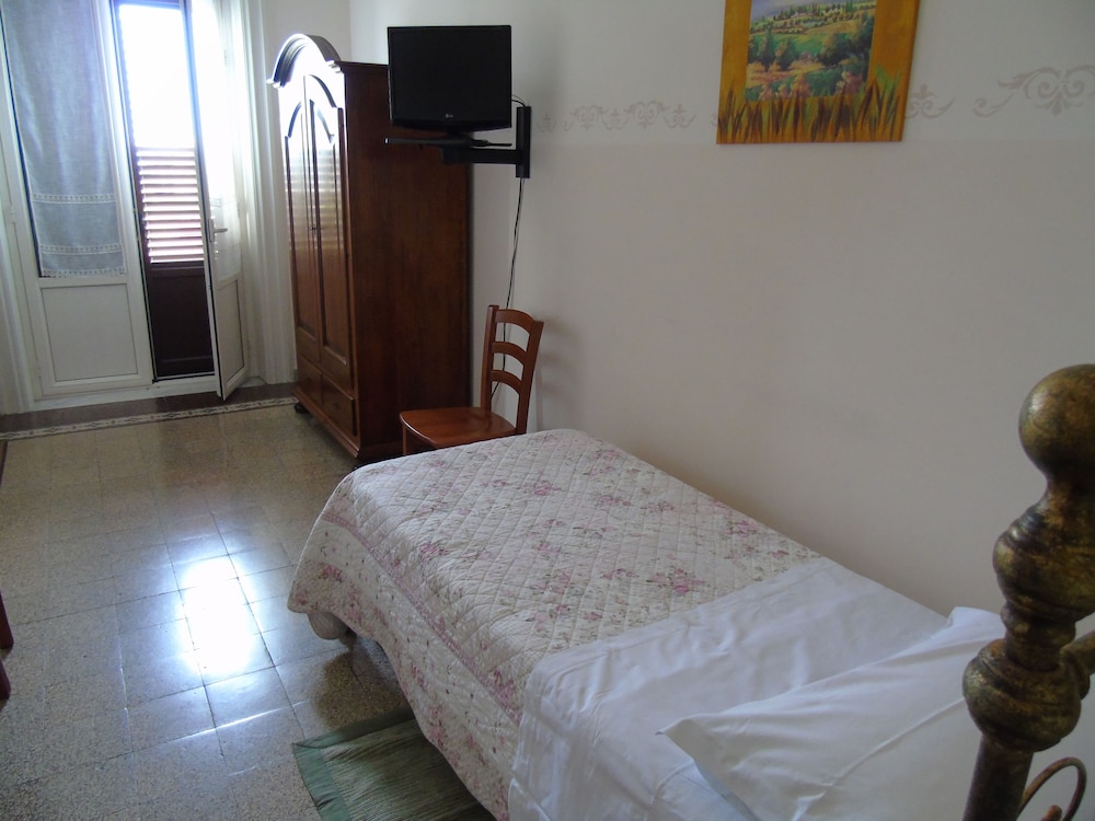 Double Room Single Use