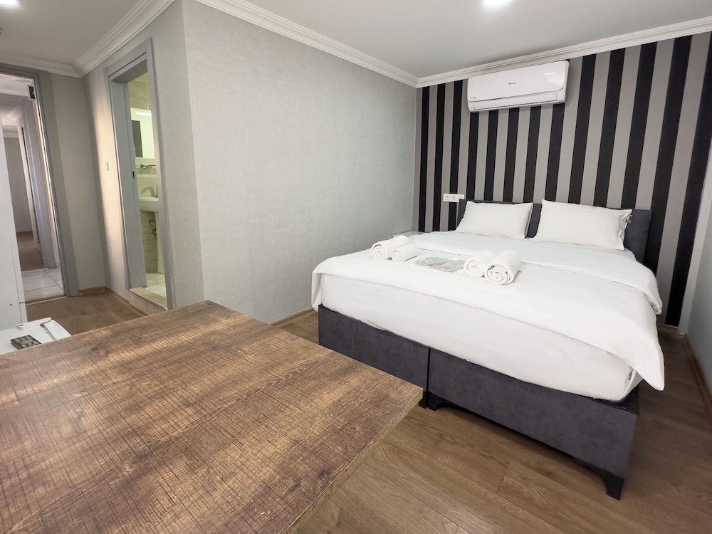 Luxury Room photo 1
