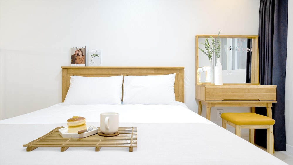 Basic Room, 1 Bedroom (Spa Suite Room 205) - Photo 12