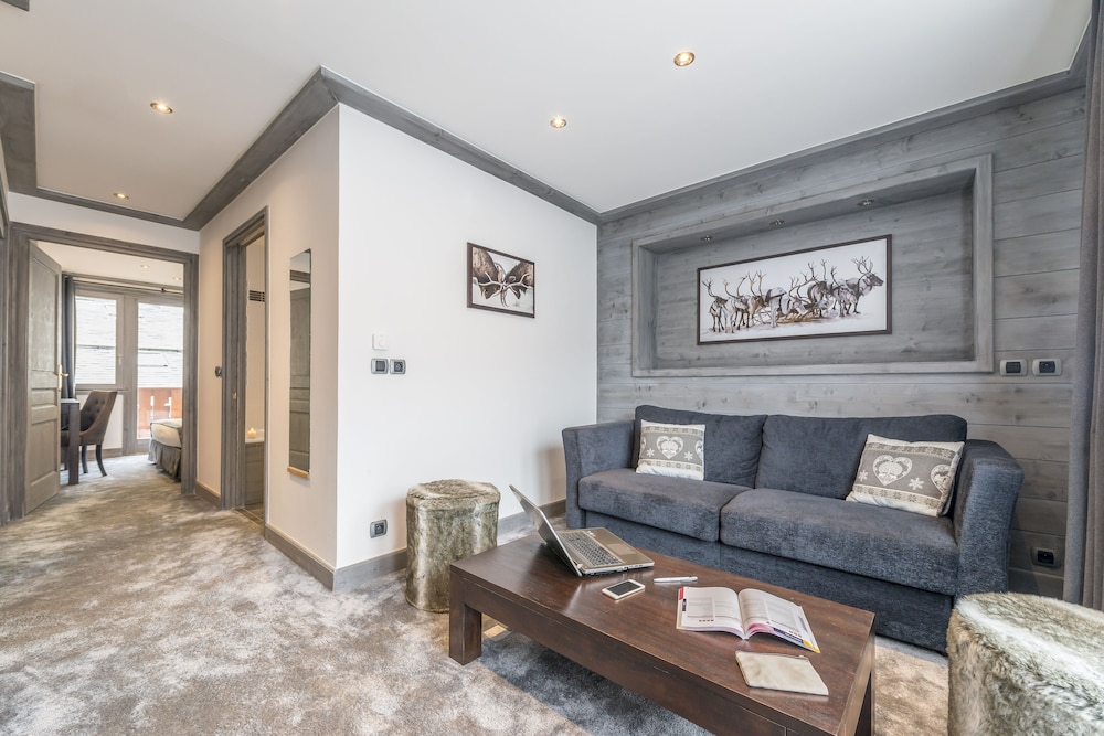 Suite (Lounge)