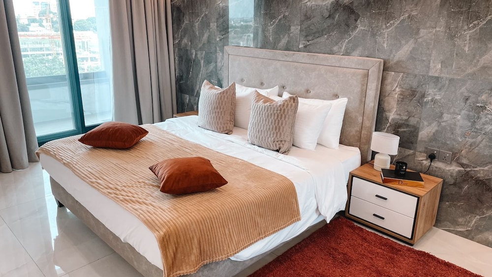 Luxury Apartment, Balcony, City View photo 1