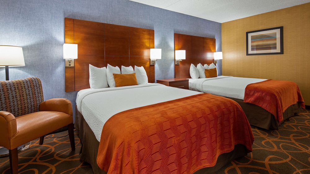 Standard Room, 2 Queen Beds, Non Smoking, Refrigerator - Photo 1
