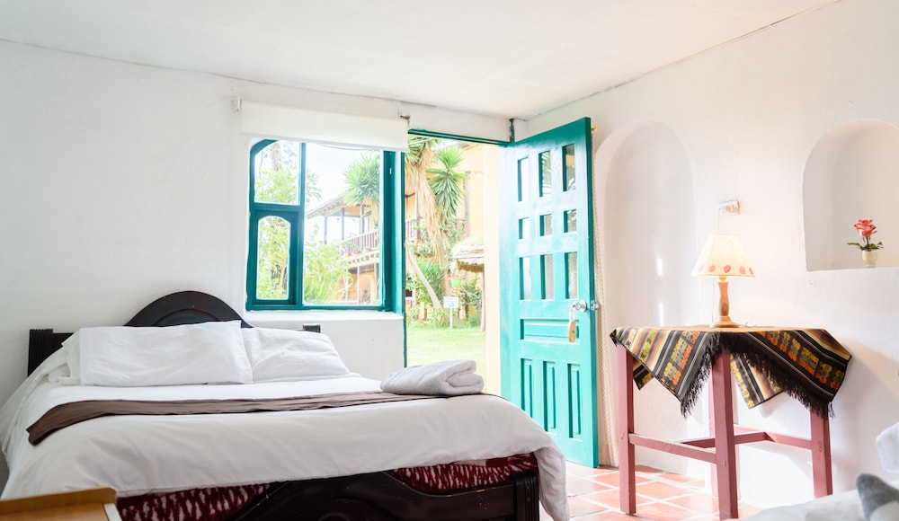 Quadruple Room, Pool View photo 2