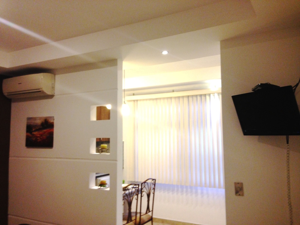 Premium Suite, 2 Twin Beds photo 2