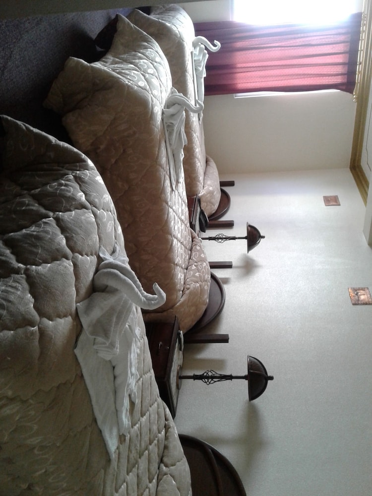 Room (6 People) photo 2