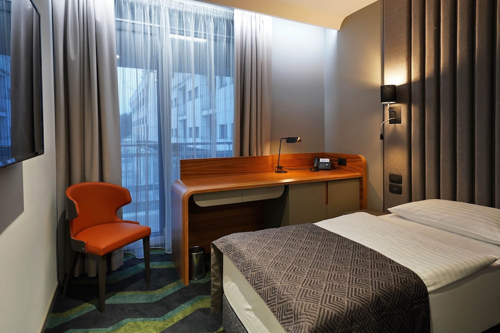 Superior Single Room