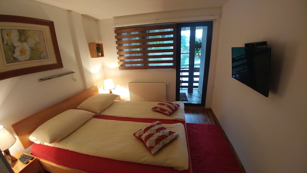 Junior Double Room, Balcony, Overwater photo 2