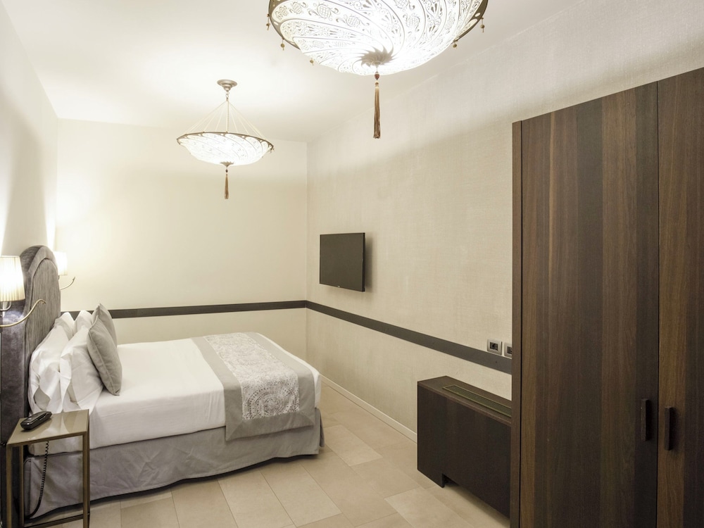 Executive Apartment (Small)