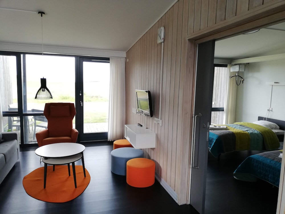 Standard Apartment, Multiple Beds, Partial Sea View photo 1