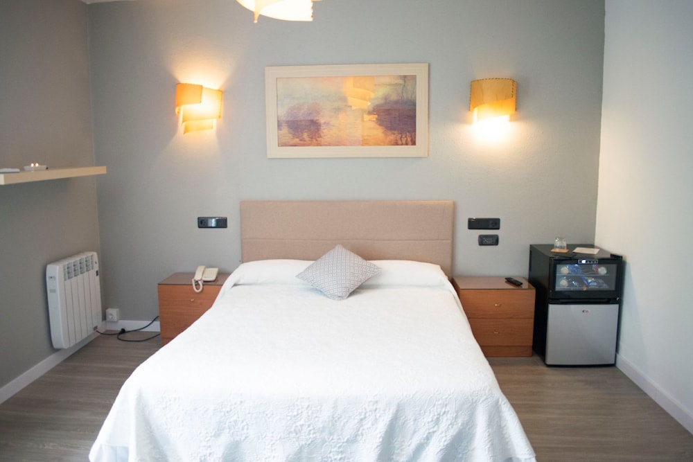 Standard Double Room photo 2