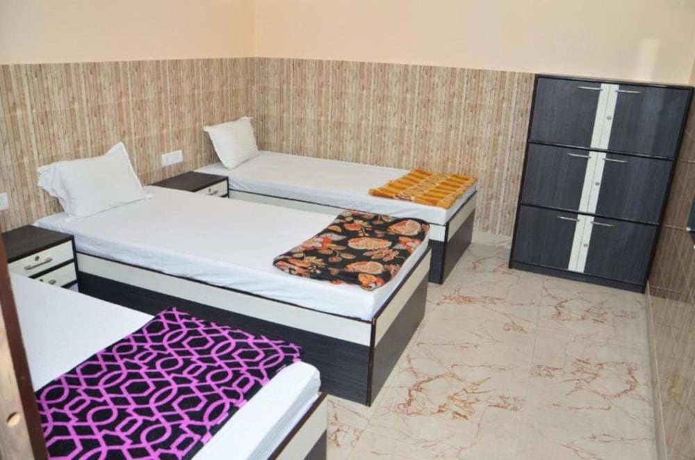Deluxe Shared Dormitory