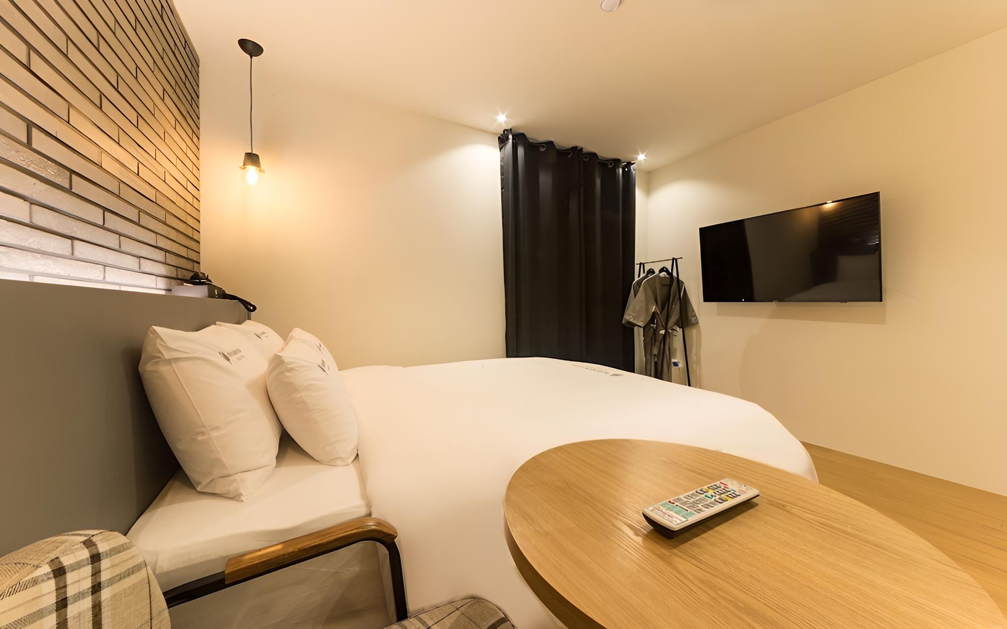 Room (Deluxe room) - Photo 8