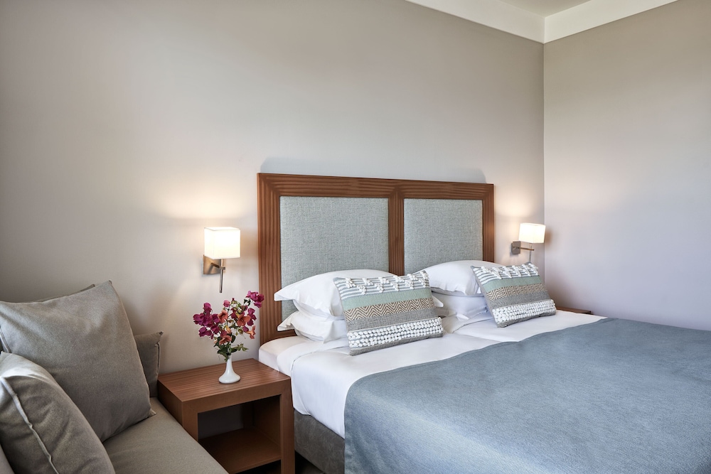 Double Room Garden View | Resort Area - Photo 6