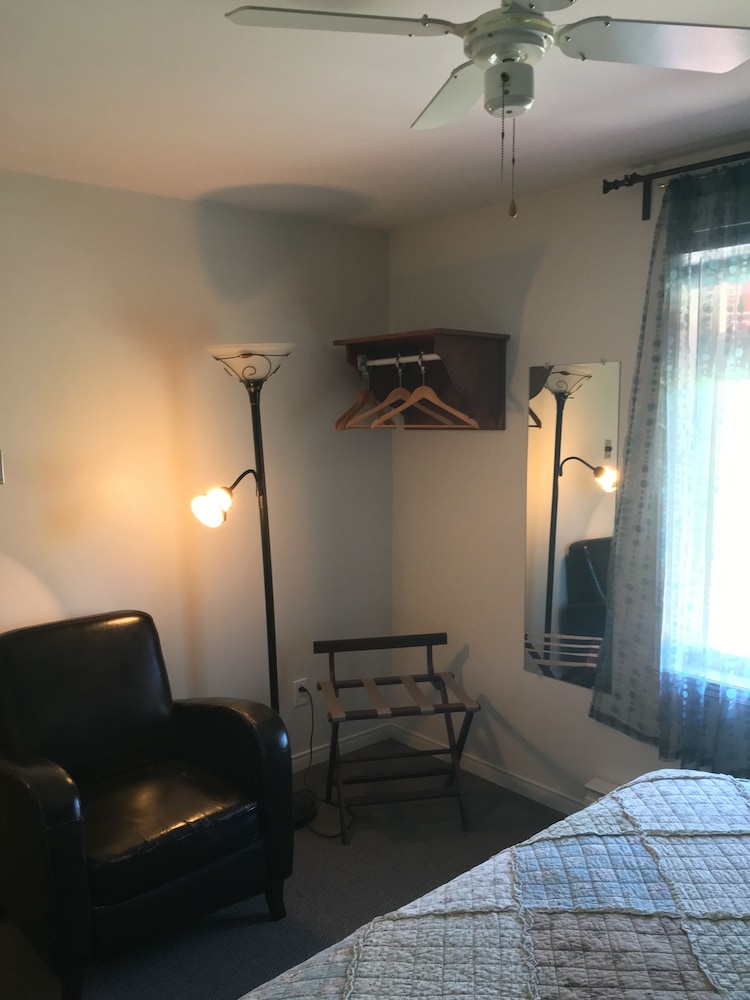 Standard Room photo 3