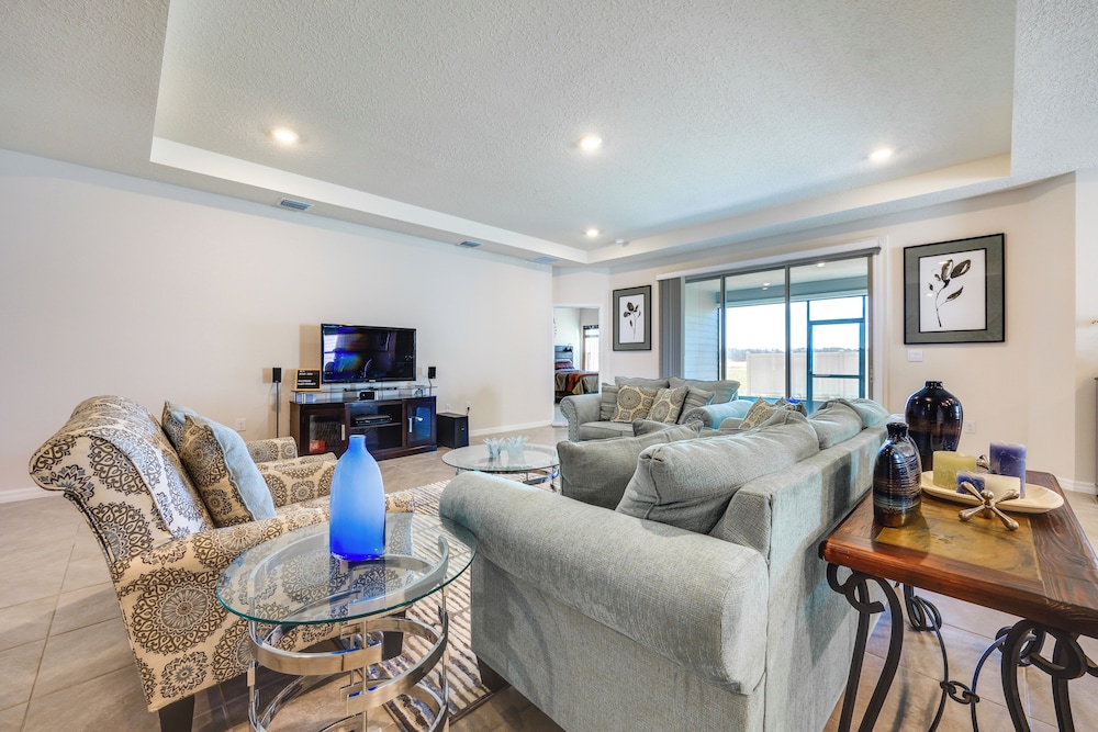House (4 Bedrooms) photo 1