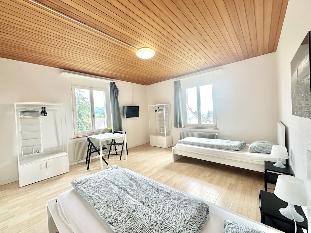 Zweibettzimmer mit Allgemeinbad photo 1