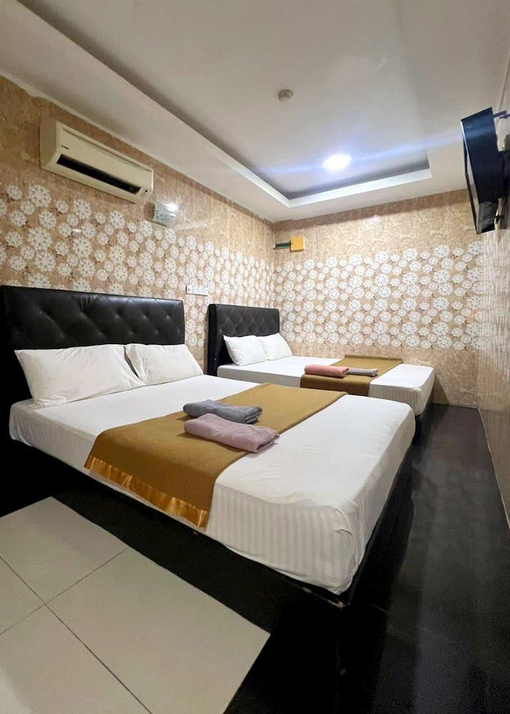 Quadruple Room photo 2