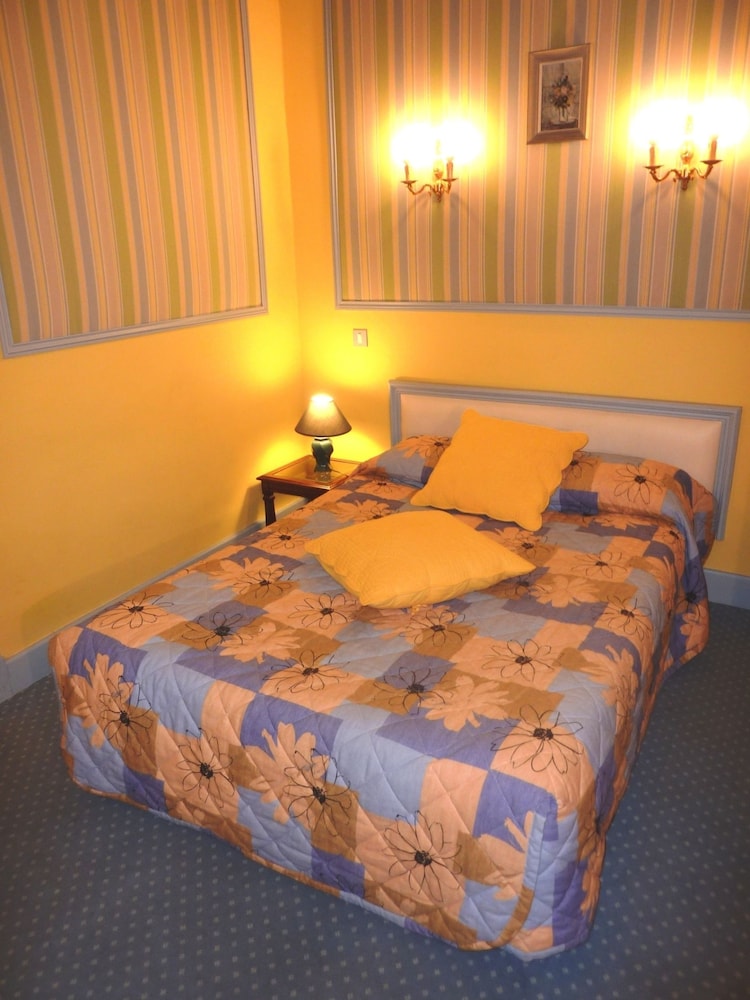 Standard Room photo 3