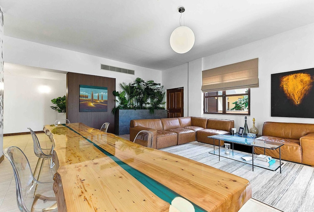 Apartment, 2 Bedrooms, Patio, Garden View photo 1