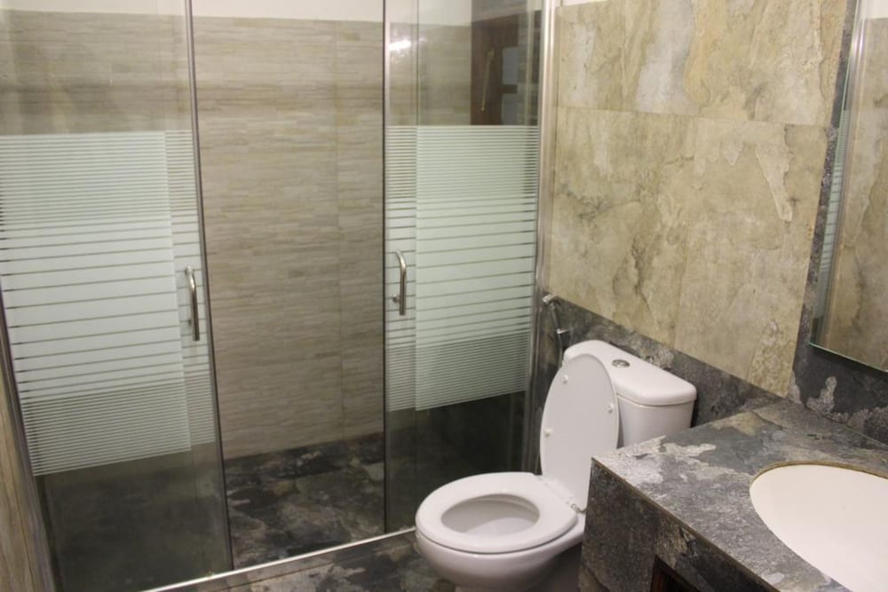 Deluxe Double Room Non Ac photo 2