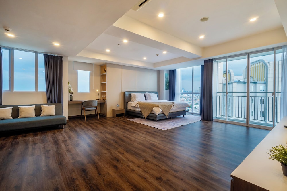 Deluxe Penthouse