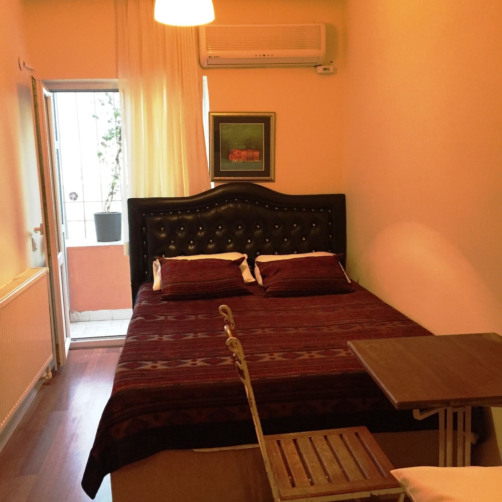 Triple Room, Private Bathroom photo 2